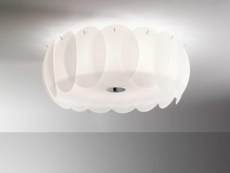 Ovalino Ceiling Light 8Lt in White For Sale